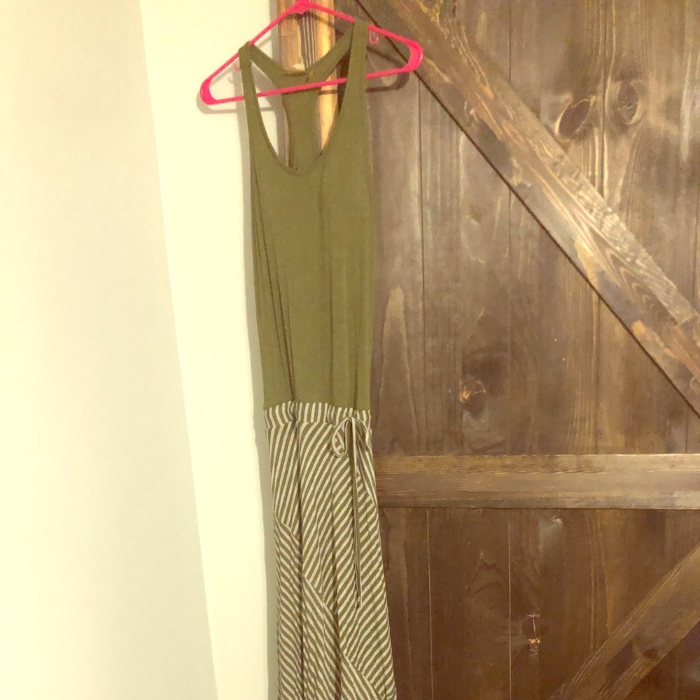 Athleta maxi dress size small